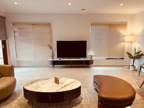 MEL-Point Cook Elegant Four-Bedroom House - Hotels Melbourne 0