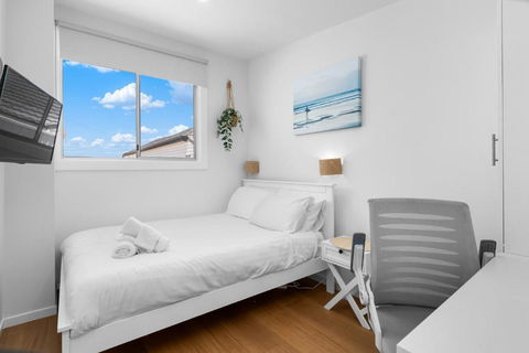Modern Character Filled Cottage - Hotels Melbourne 3