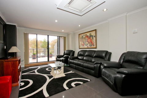 Nautilos On The Harbour - Hotels Melbourne 3