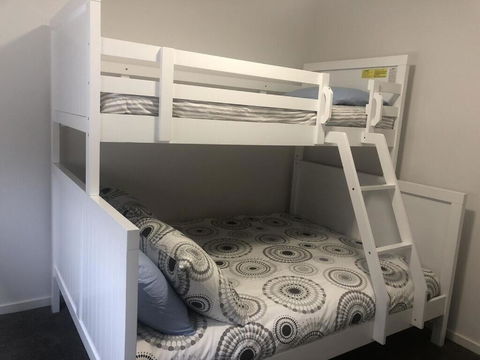 Nelapollo - Hotels Melbourne 3