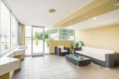 NEW! Ideal 1BR Beachside Studio With Pool - Hotels Melbourne 2