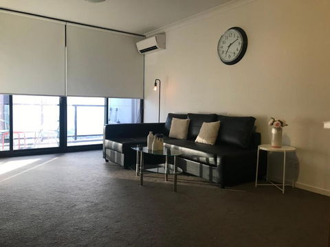 New Luxurious Skyview 2Bedroom Apartment Liverpool - Hotels Melbourne 3