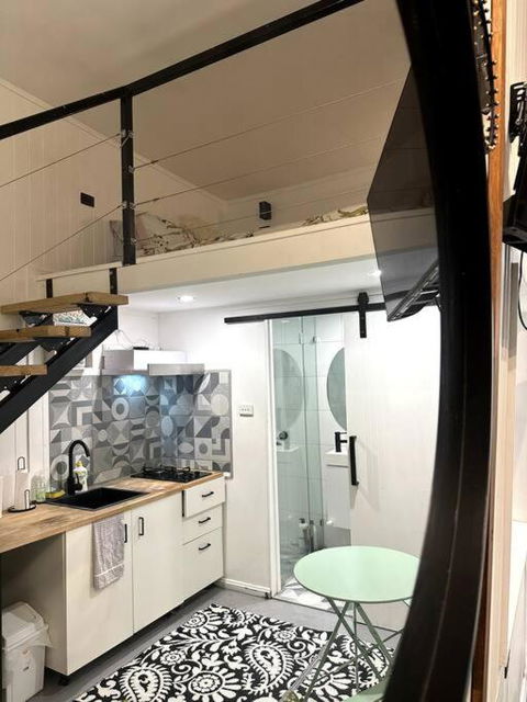 NEW! Sea Joley Tiny Home - Hotels Melbourne 2