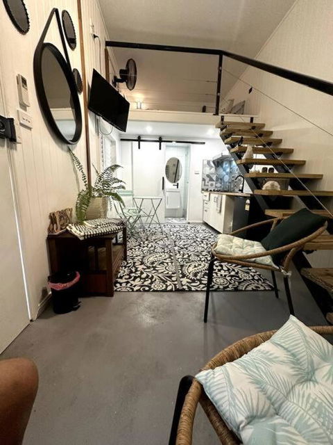 NEW! Sea Joley Tiny Home - Hotels Melbourne 3