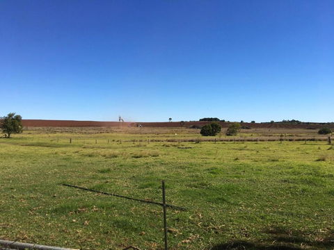 Nice To Have So Much Privacy With No Other Houses Near By - Hotels Melbourne 1