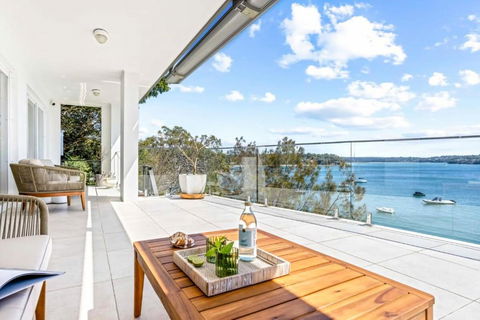Ocean Front Luxury The Lambeth Walk - Hotels Melbourne 2