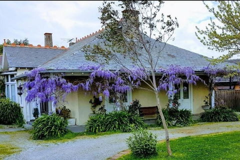 Outstanding Property Close To Melb Airport - Hotels Melbourne 3