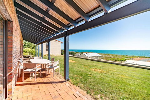 Ocean View Retreat - Best View In Town - Hotels Melbourne 2