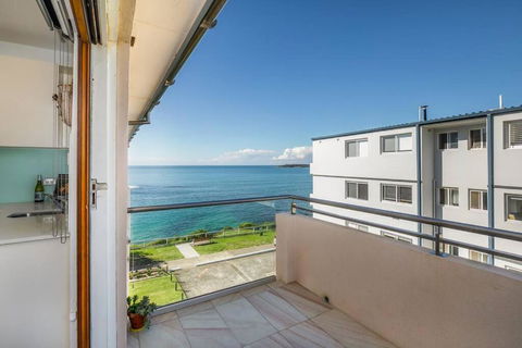 On The Esplanade - Close To Beach & Cronulla Mall With Aircon - Hotels Melbourne 0