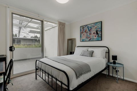 Peaceful 1-Bed Apartment Close To Lonsdale St - Hotels Melbourne 2