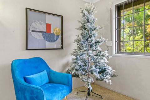 Peaceful 4BR At Sunnybank CBD With 2Parking Yard And Mall - Hotels Melbourne 3
