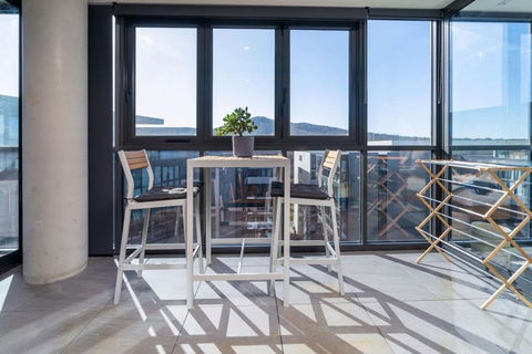 Perfectly Located 1BR BA Apartment - Hotels Melbourne 1