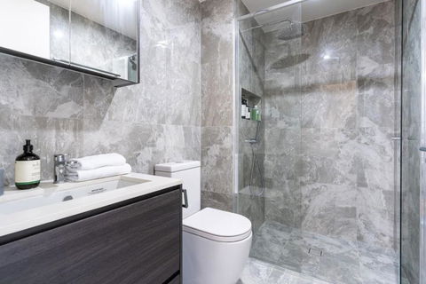 Perfectly Located 1BR BA Apartment - Hotels Melbourne 3