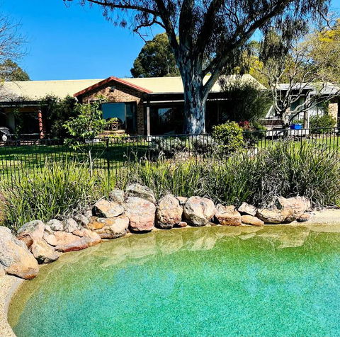 Peppercorns Riverside Farm Stay - Hotels Melbourne 1