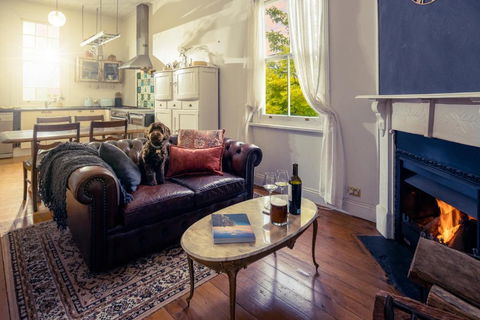 Pet-Friendly Blue Mountains Cottage With Indoor Fireplace - Hotels Melbourne 3