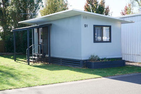 Pine Country Caravan Park - Hotels Melbourne 3