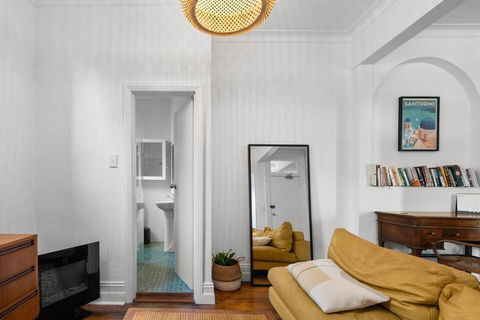 Pocket Of Petersham - A Stylish Inner-West Retreat - Hotels Melbourne 3