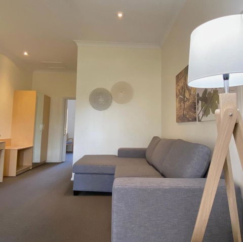 Pokolbin Village Estate - Hotels Melbourne 2