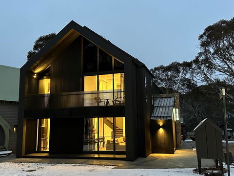 RAM, Alpine Getaways - Hotels Melbourne 1