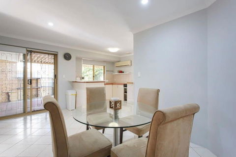 Private Room In St James - Hotels Melbourne 2