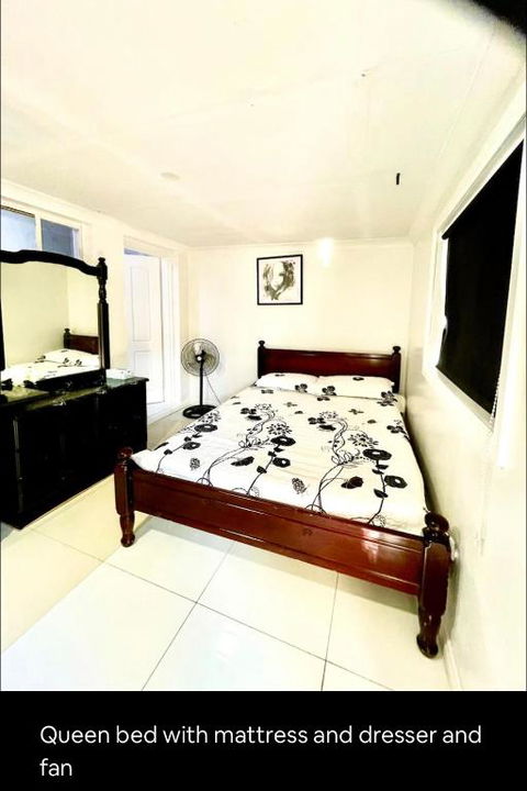 Private Entry Studio Room With Bathroom And Kitchen - Hotels Melbourne 0