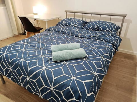 PROMO 2-Bedroom Villa Next To Train Station, FREE PARKING - Hotels Melbourne 0