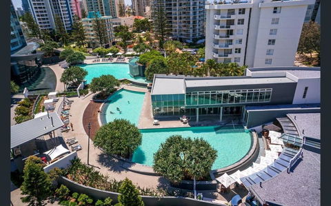 Q Tower At Surfers Paradise - From Level 3 - Private & Self Contained Apartments - Hotels Melbourne 2
