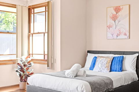 Quadruple Room W Ensuite In Gordon Near Train & Bus - Hotels Melbourne 1