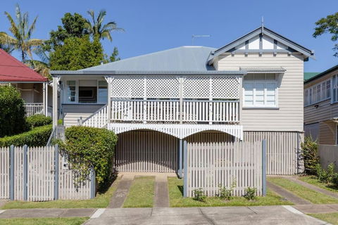 Quaint & Cosy 1 Bedroom Apartment In Queenslander. - Hotels Melbourne 1