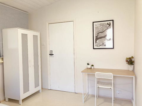 Quaint Double Or Queen Room - Mins To Stations&UNSW - Shared Bathroom - Hotels Melbourne 2