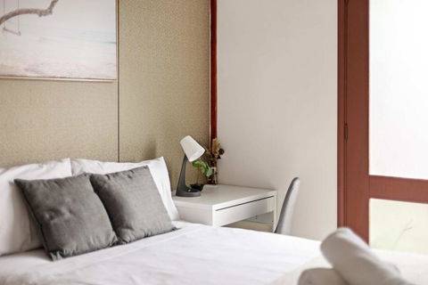 Quaint Double Room - Private Spot At Milperra - Shared Bathroom - Hotels Melbourne 1