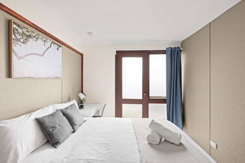 Quaint Double Room - Private Spot At Milperra - Shared Bathroom - Hotels Melbourne 2