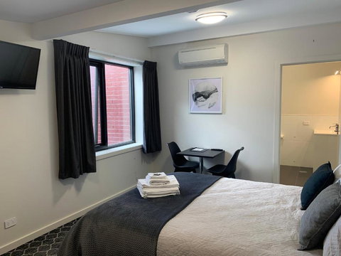 Queens Arms Hotel - Hotels Melbourne 0