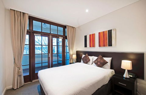 Quest Canberra - Hotels Melbourne 2