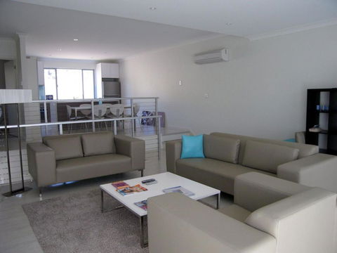 Quiet Getaway Only Minutes To Beach - Hotels Melbourne 2