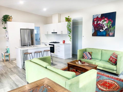 Quiet Private Nimbin Townhouse - Hotels Melbourne 0