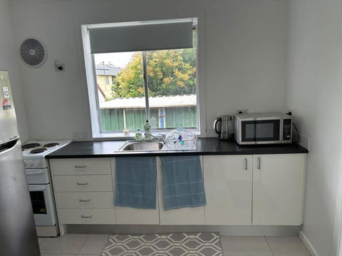 Quiet, Private Studio 1 Double Bed And Extra Matress - Hotels Melbourne 3