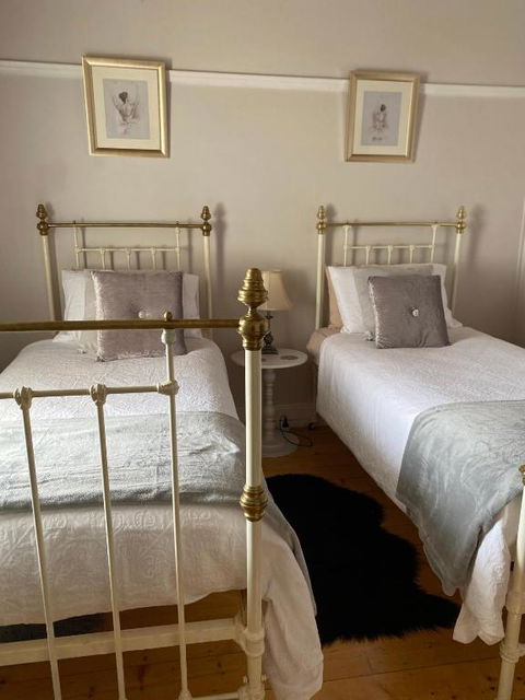 R&R Blue Diamond Luxury Cottage Maryborough, Vic - Hotels Melbourne 2