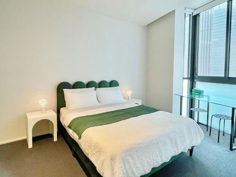 RARE Luxury Waterfront Living - Hotels Melbourne 2