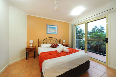 At Beach Court Holiday Villas - Hotels Melbourne 3
