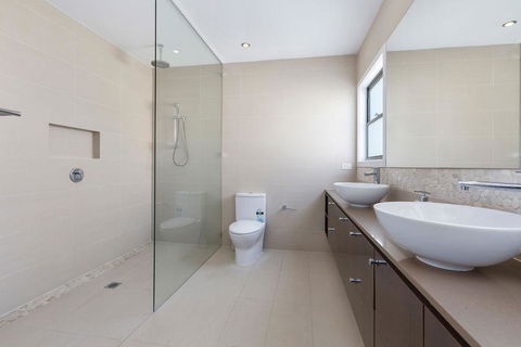 Augusta House - Hotels Melbourne 3