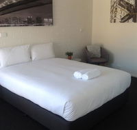 Bass and Flinders Motor Inn - Hotels Melbourne