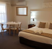 Bathurst Gold Panner - Hotels Melbourne