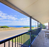 Beach House at Moana - Hotels Melbourne