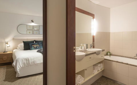 Beach Suites - Hotels Melbourne 1