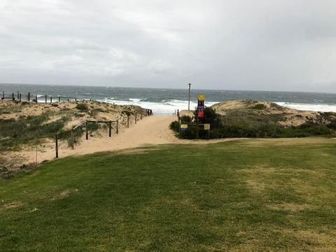 Beachfront Living Cronulla - Hotels Melbourne 1