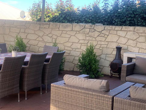 Relaxing Getaway Beachfront Access Multi Family Pets Mandurah - Hotels Melbourne 3