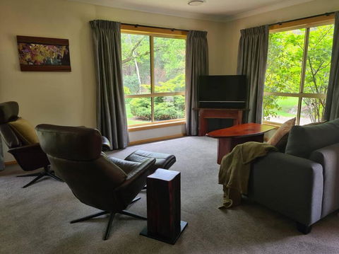 REDGUM RETREAT BRIGHT - Luxury Spa Villa - Hotels Melbourne 2