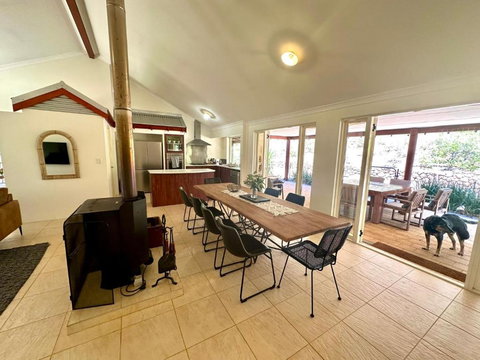 Redtail House - Carlotta - Hotels Melbourne 3