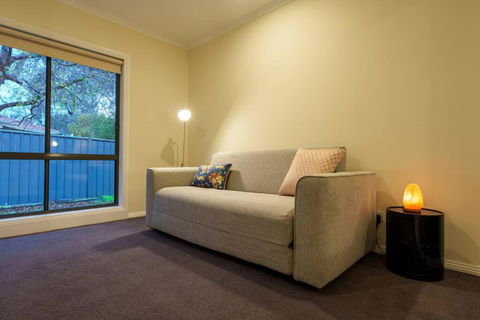 Relaxing 3bd In Tranquil Setting - Hotels Melbourne 2